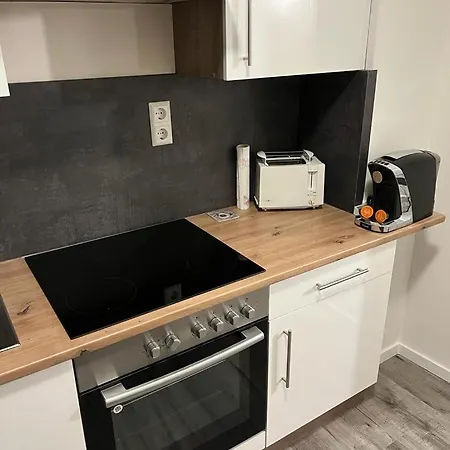 Schoene Ferienwohnung/pendlerwohnung Apartamento Uelzen