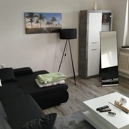 Apartment Schoene Ferienwohnung/pendlerwohnung *