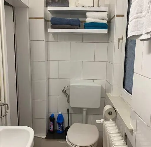 公寓 Schoene Ferienwohnung/pendlerwohnung *